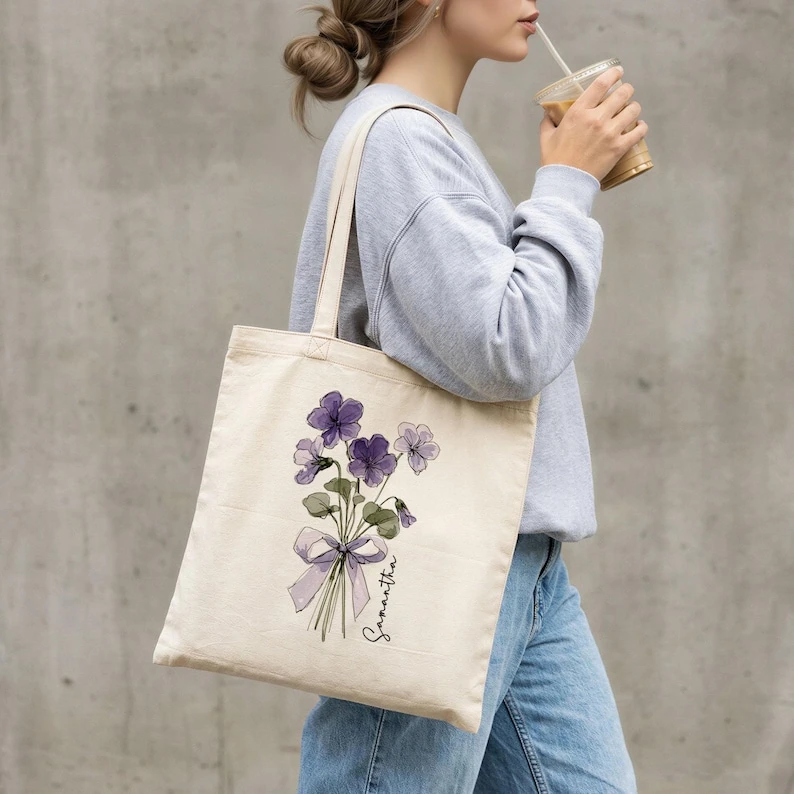 Personalized Floral Canvas Tote Bag – Chrysanthemum Design – Custom Name Option – Birthday Bouquet Theme