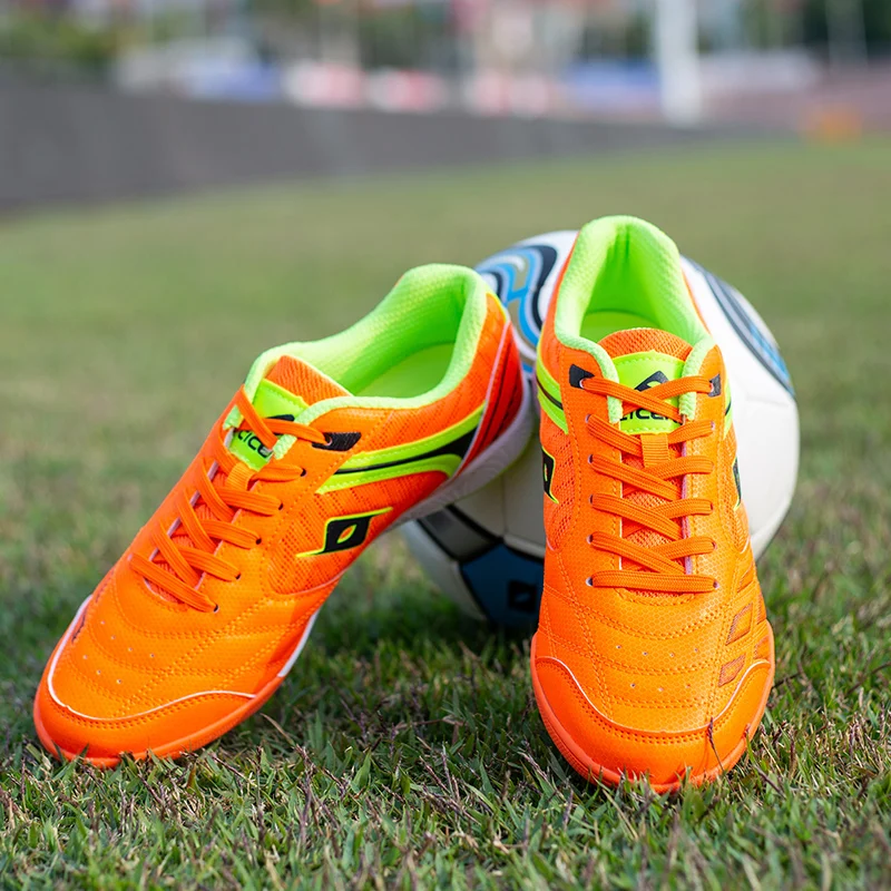 

New Boys Girls Football Shoes Grass Training Sport Waterproof Turf Soccer Cleats Unisex Training Shoes Comfortable Non-slip Soft
