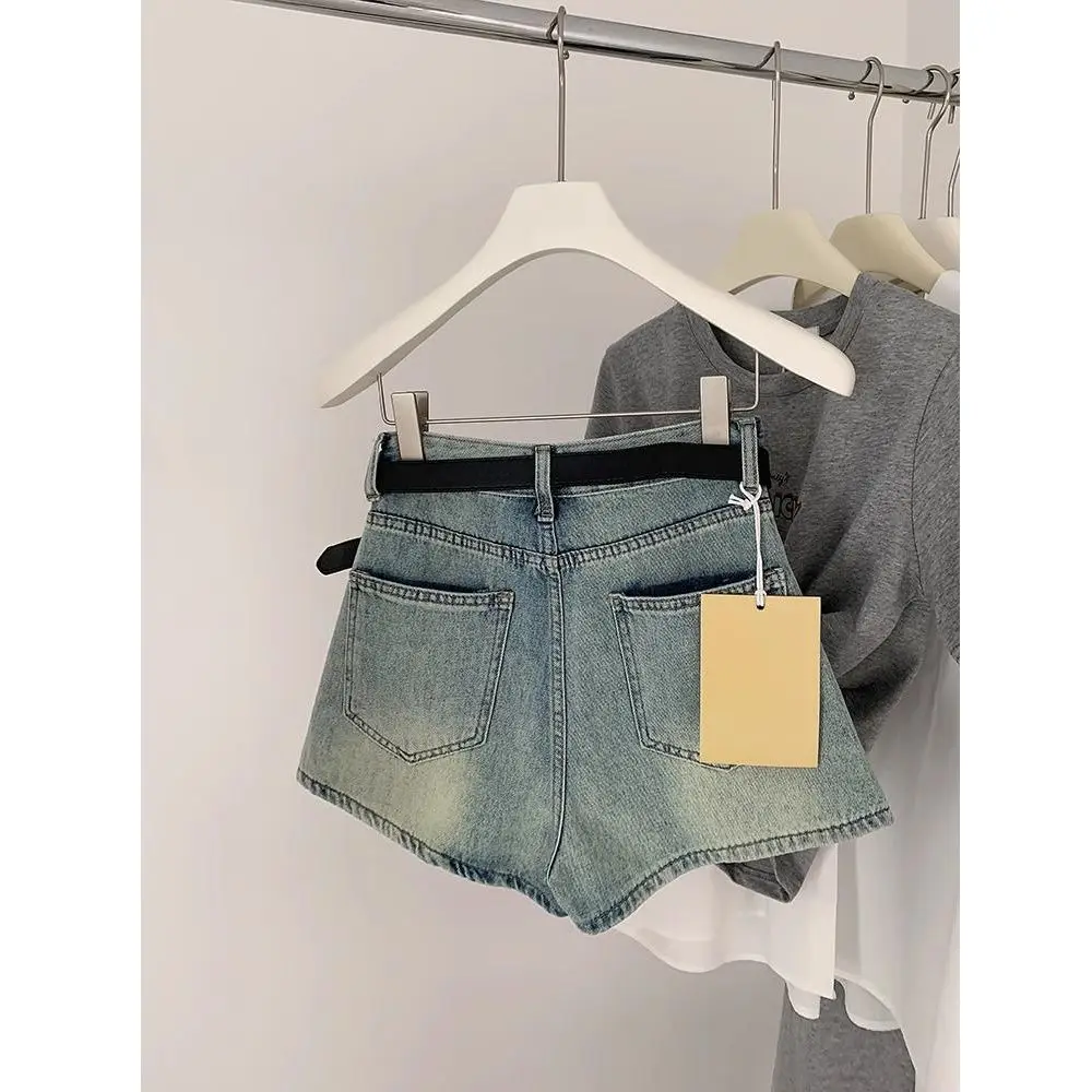 Retro Design Pocket Denim Shorts for Women in Summer New High Waist Loose a Line Wide-leg Hot Pants
