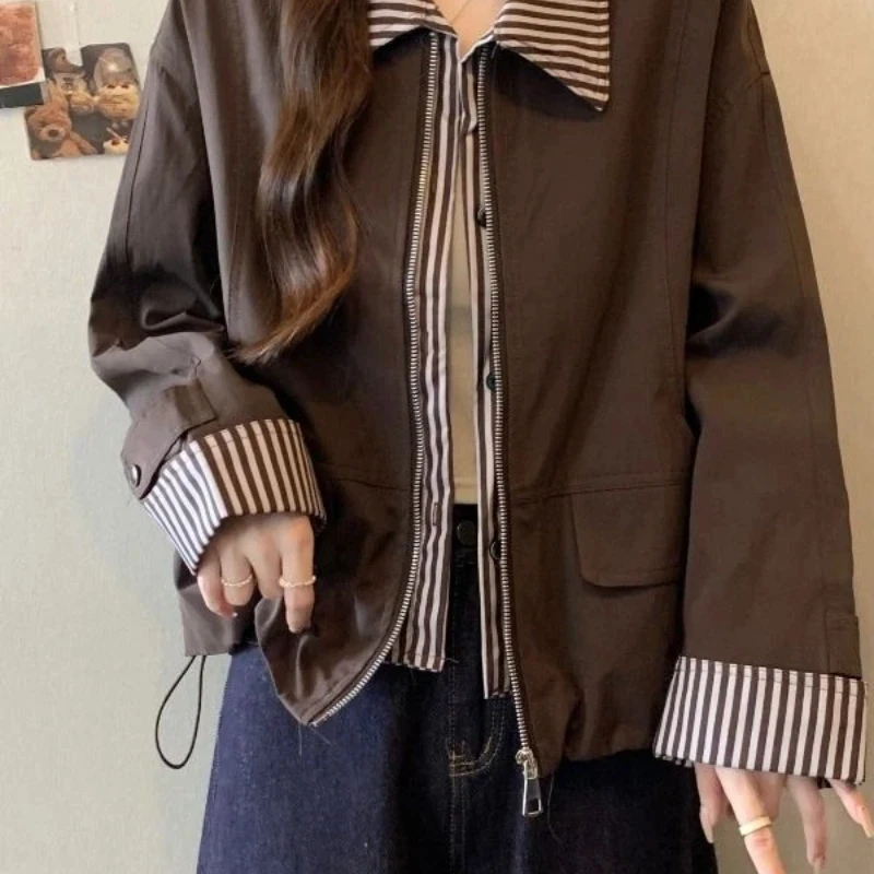 

Women's Casual Short Zippered Jacket With Striped Collar And Cuffs Loose Fit Spring Autumn Style