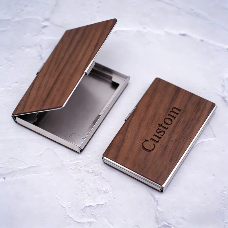 

Пользовательский логотип, откидная крышка из черного ореха, коробка для визитных карточек, персонализированный текст, пряжка для хранения из палисандра, твердая древесина, металлический край, карточка