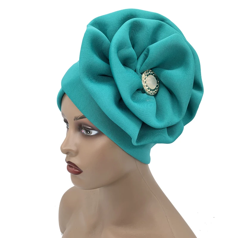 2026 Trendige Damen-Turbanmütze mit großer Blume, modische muslimische Hijab-Kappen, Diamanten-Kopftuch, Damen-Bandana, Chemo-Mütze, afrikanischer Hut – Detail 13