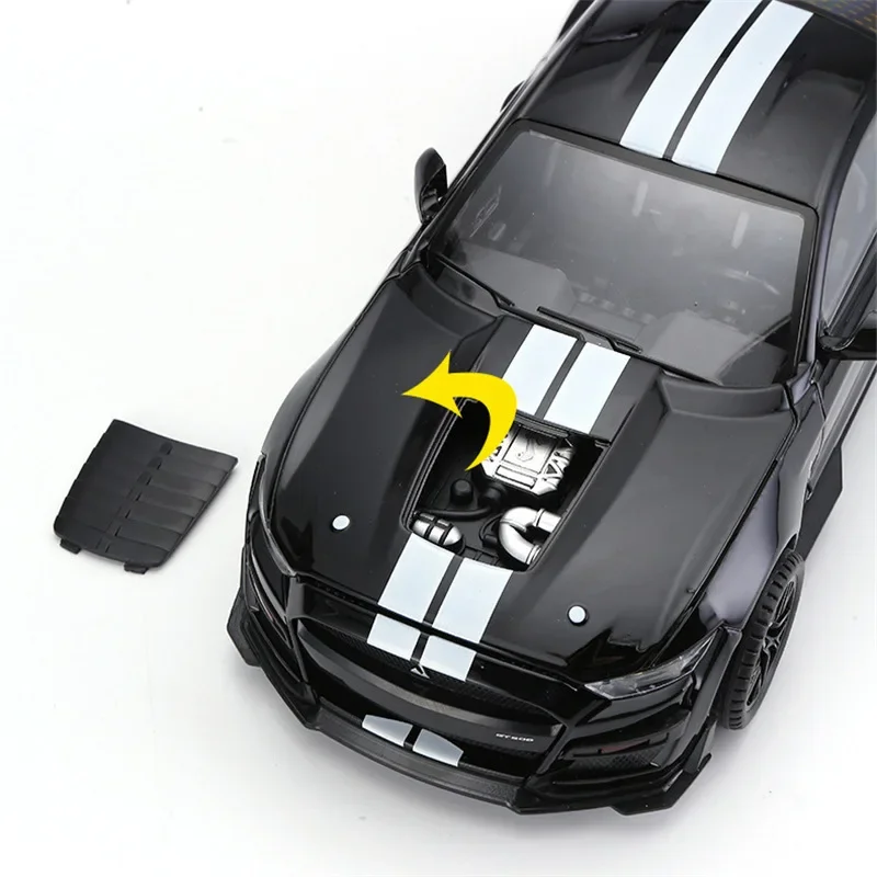 1/18 Ford Mustang Shelby GT500 Alloy Sports Car Model Diecast Metal Racing Car Vehicles Model Sound and Light Childrens Toy Gift