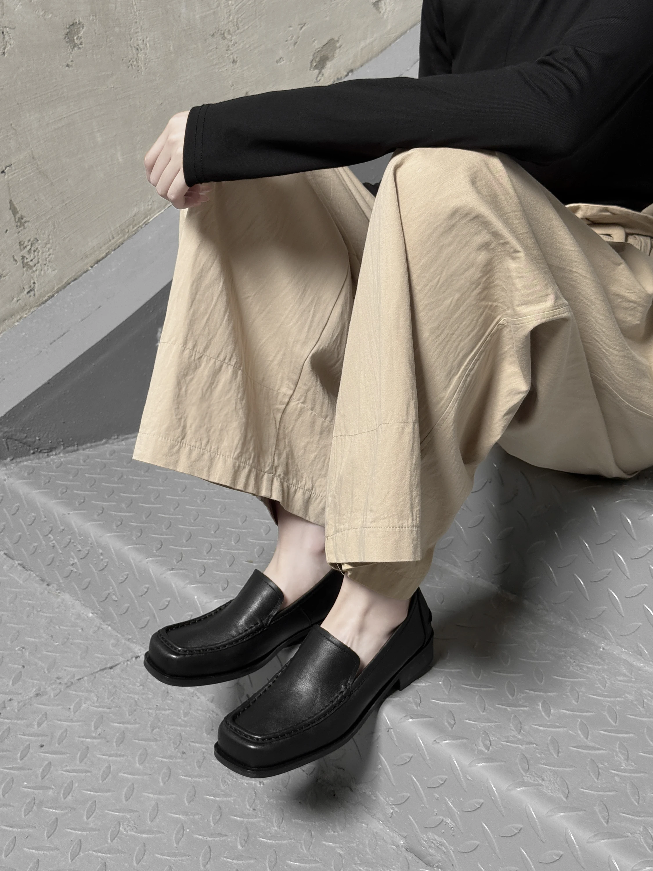 أحذية كلاسيكية من جلد العجل المحبب بالكامل أحذية بدون كعب للنساء سهلة الارتداء ذات قصة عميقة ومقدمة مربعة فستان بسيط #5