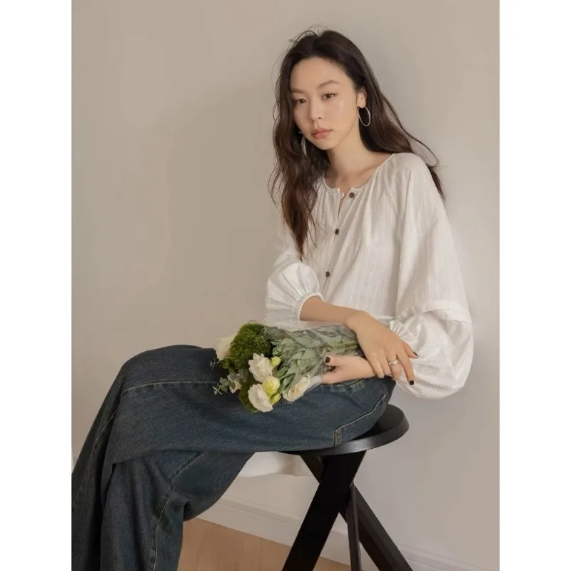 Deeptown Basic White Linen Shirts Women Korean Fashion Oversized Vintage Blouse Female Elegant Lantern Sleeve Top Casual Spring