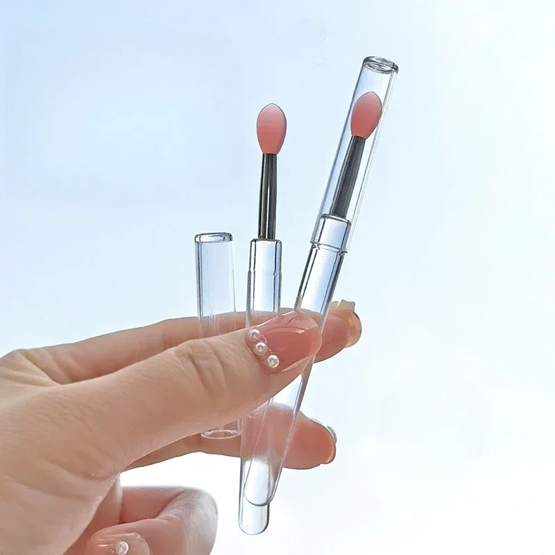 Nuevo cepillo de labios de silicona portátil con lápiz labial a prueba de polvo, aplicador de pincel, belleza de labios, paquete individual multicolor