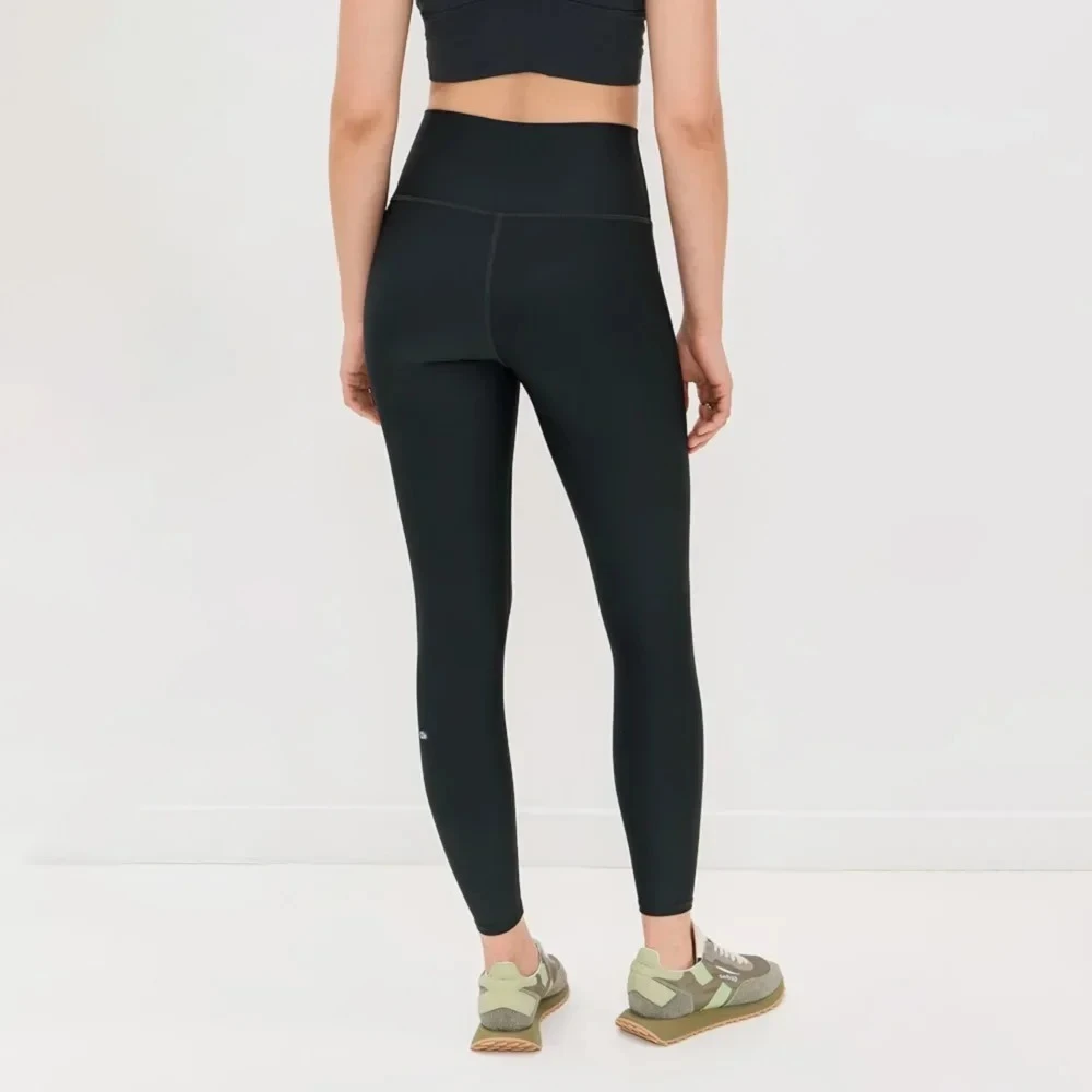 

Women's High-Waist Airlift Yoga Leggings - Solid Color Tight Workout Pants for Pilates, Exercise & Street Style