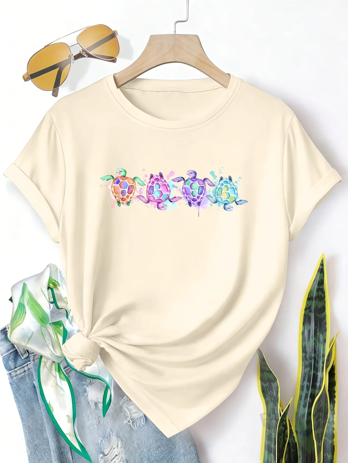 

Plus size women's short sleeve T-shirt Colorful Turtles In A Row Everyday comfortable and versatile style summer outfits