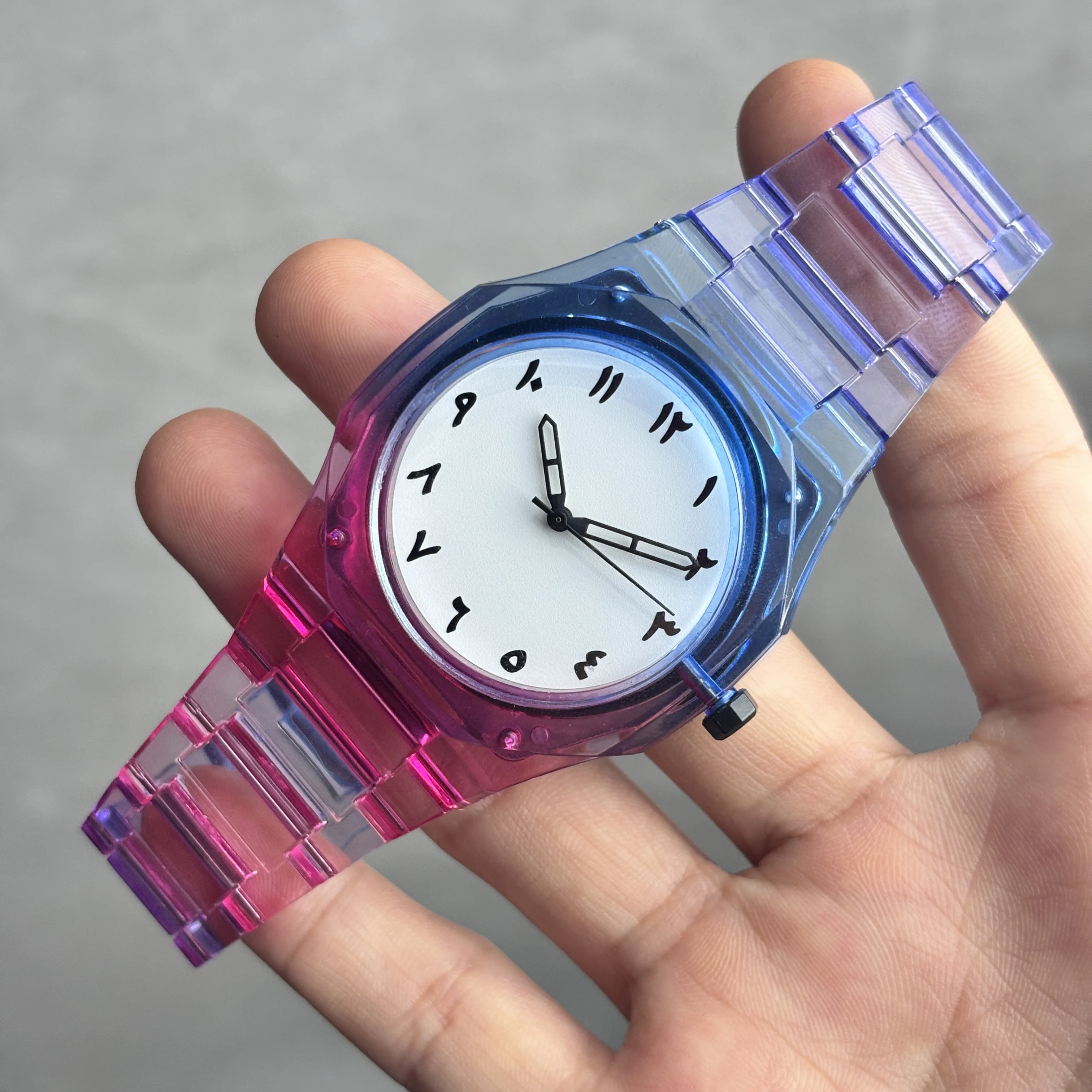 

New Fashion Men's Quartz Watch Gradient Color Transparent Design Arabic Numeral Watch