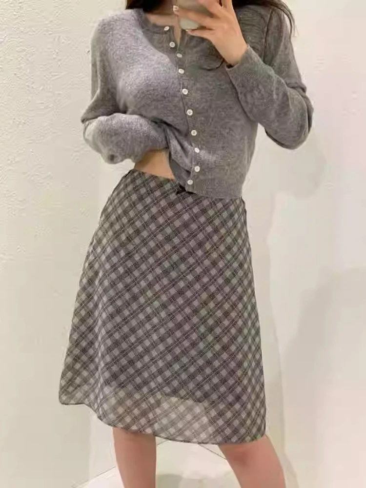 Vintage Women's Gray Checkered Midi Skirt - Diamond Pattern A-Line Skirt Bow Detail | Casual Elegant Skirt for Daily Office Wear