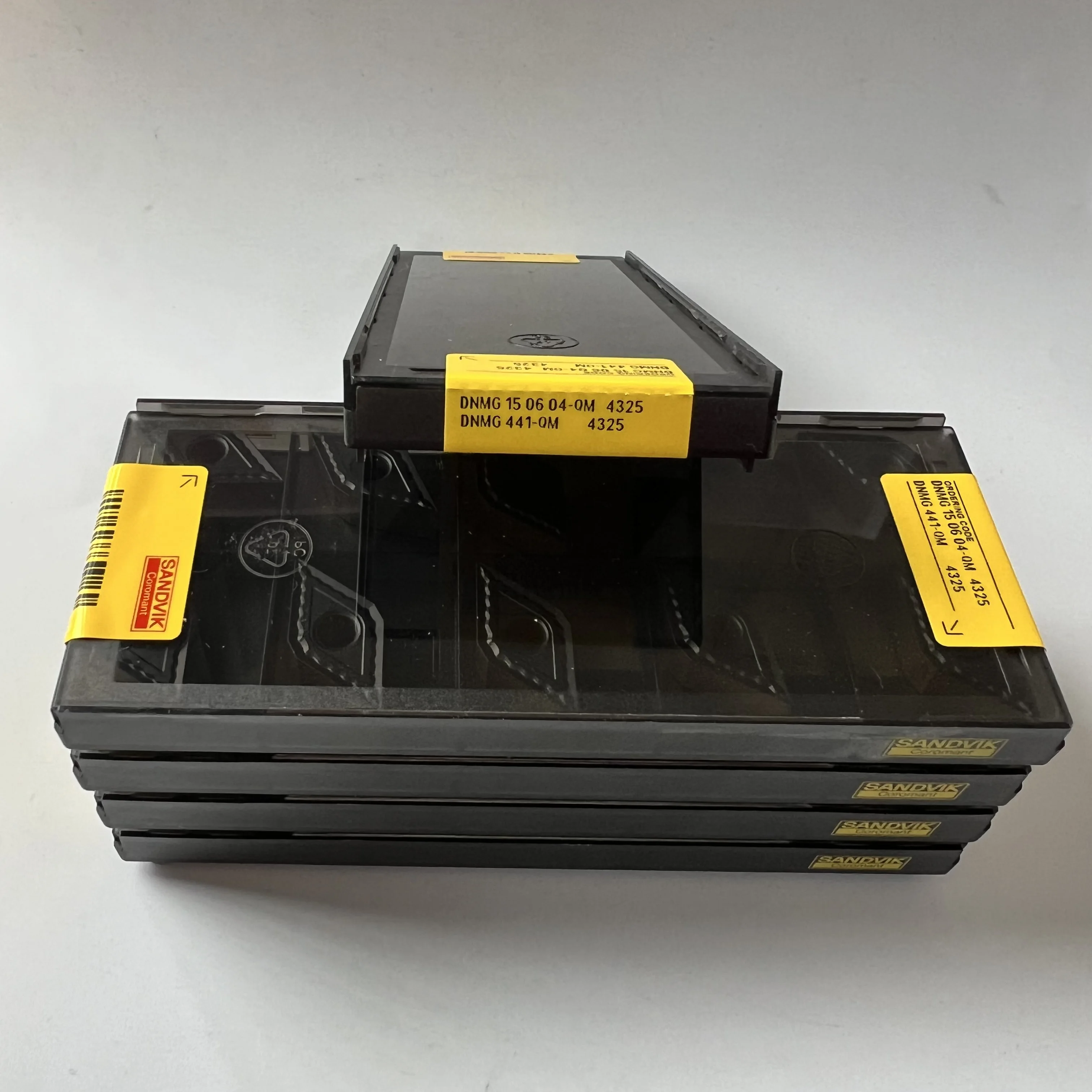 

DNMG150604-QM 4325 CNC BLADE