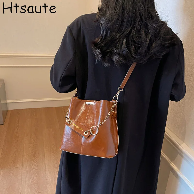 

Fashionable Bucket Bag Women PU Leather Small Shoulder Bags for Women Winter Trend Korean Plush Handbags Crossbody Bag