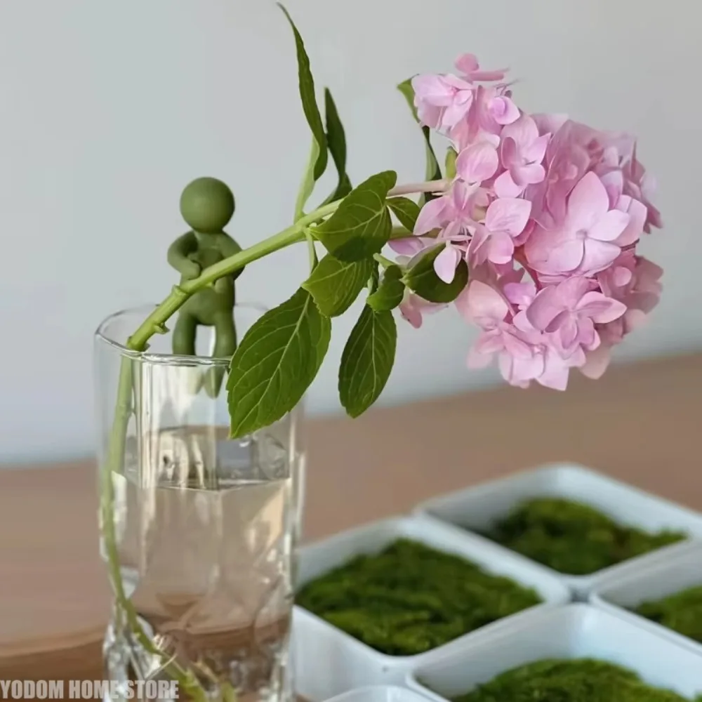 3 Colorful Plant Stand - The Plastic Flower Stand Features A Unique Design，Convenient for Plant Cultivation and Flower Storage