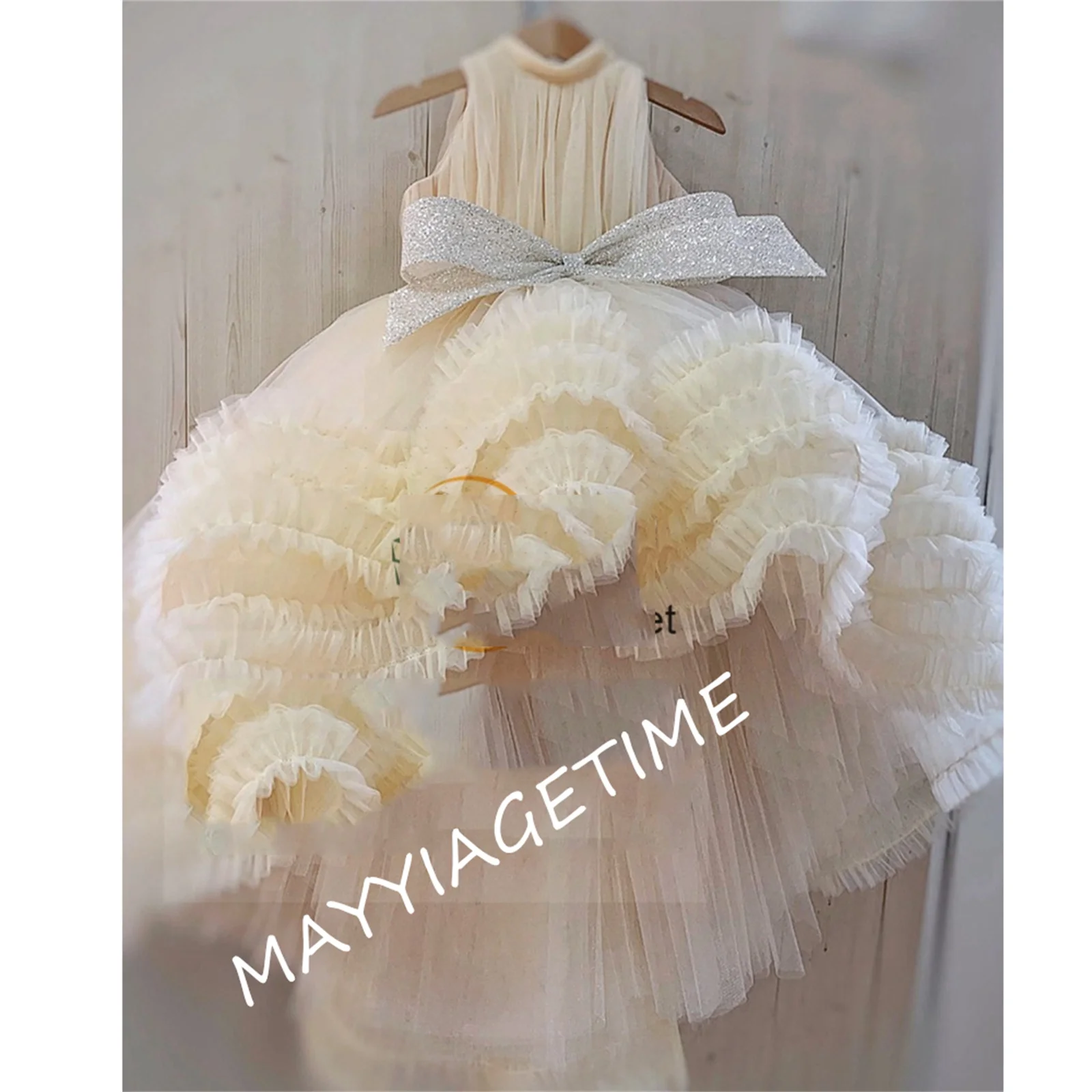 

Yellow Halter Flower Girl Dresses 2022 New Arrived Tutu Tiered Wedding Party Gowns Summer Soft Tulle Sleeveless