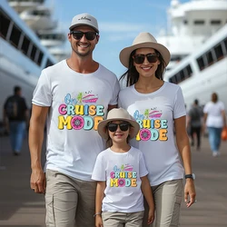 On Cruise Mode Tshirt Family Matching Party Shirt 2025 Cruise Squad Crew T-shirts Personalized Girls Trip Tees Adult Child Tops