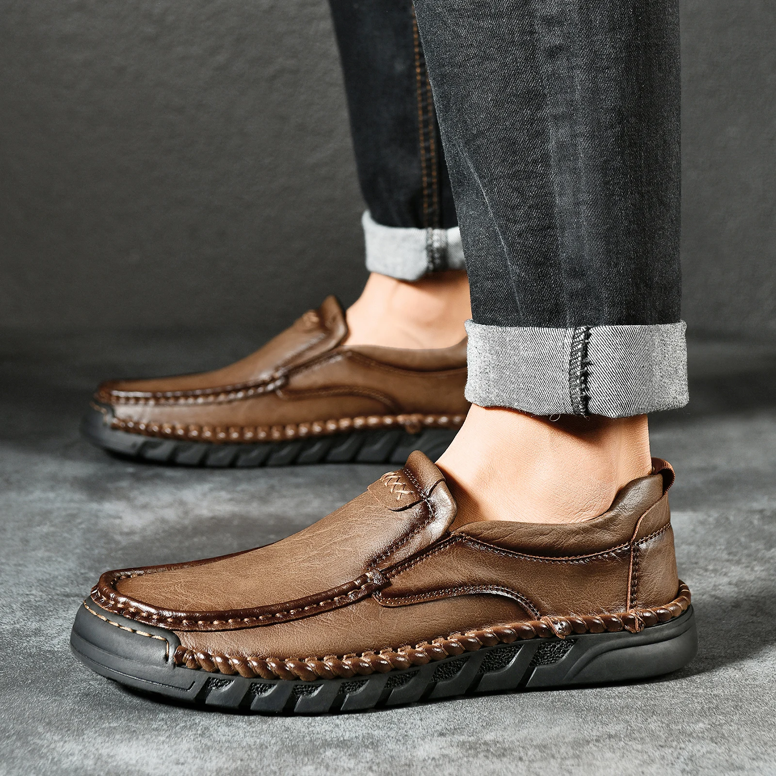 Handmade Men's Split Leather Casual Shoes Men's Sewing Diriving Shoes Hot Sale Male Fashion Moccasins Tooling Shoes Plus Size