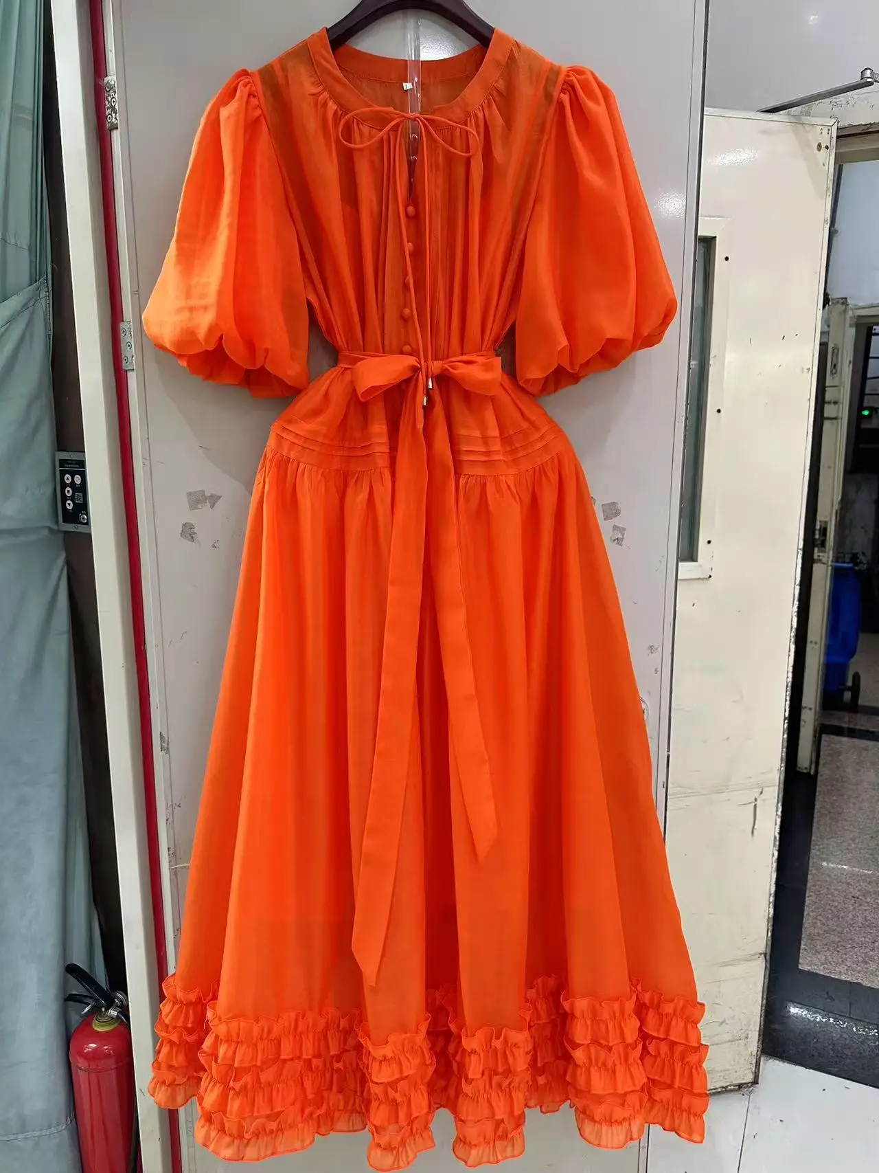 

2025 Spring and Summer New Round Neck Tie Puff Sleeve Pleated Ruffle Edge Loose Long Skirt Dress with Waist-GZDL116