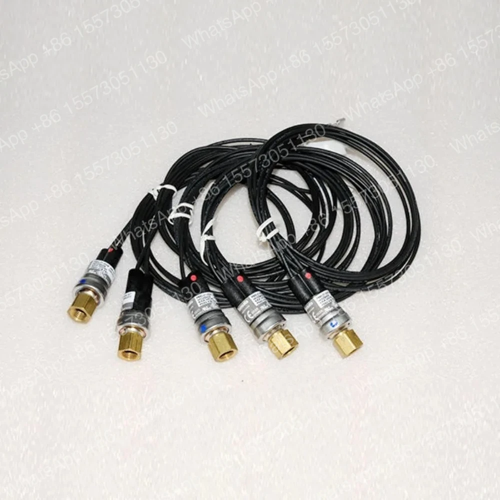 Central air conditioning compressor spare parts HK02ZA439 pressure switch