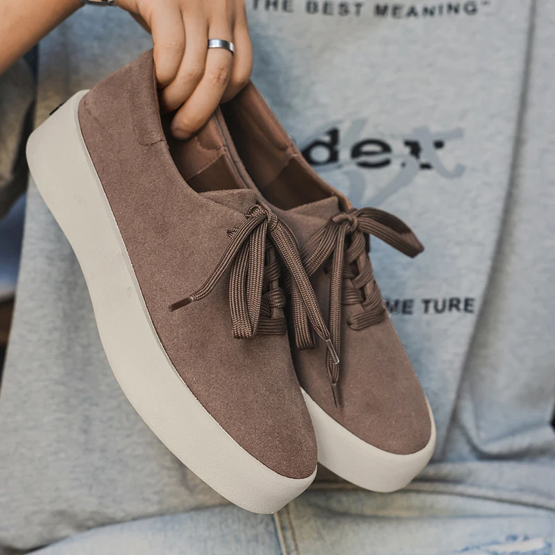 

​ Уличная обувь Viral 2025 — острые туфли для скейтбординга, ретро-американский стиль, толстая подошва, повседневная и модная, удобная для пеших прогулок