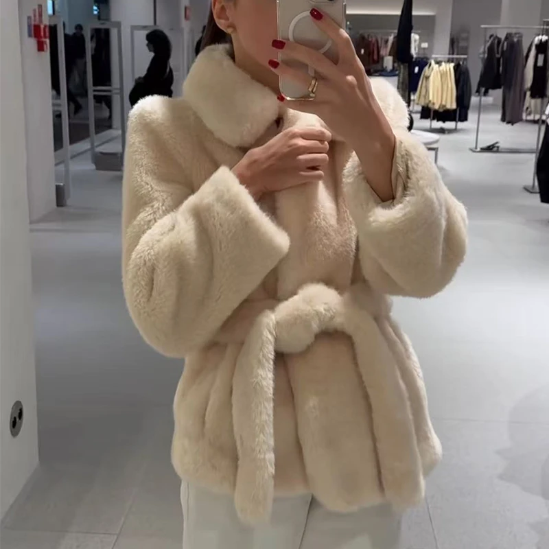 Nuevas chaquetas cálidas de piel sintética de invierno para mujer, abrigo elegante informal con cordones, abrigos de calle de lujo, prendas de vestir