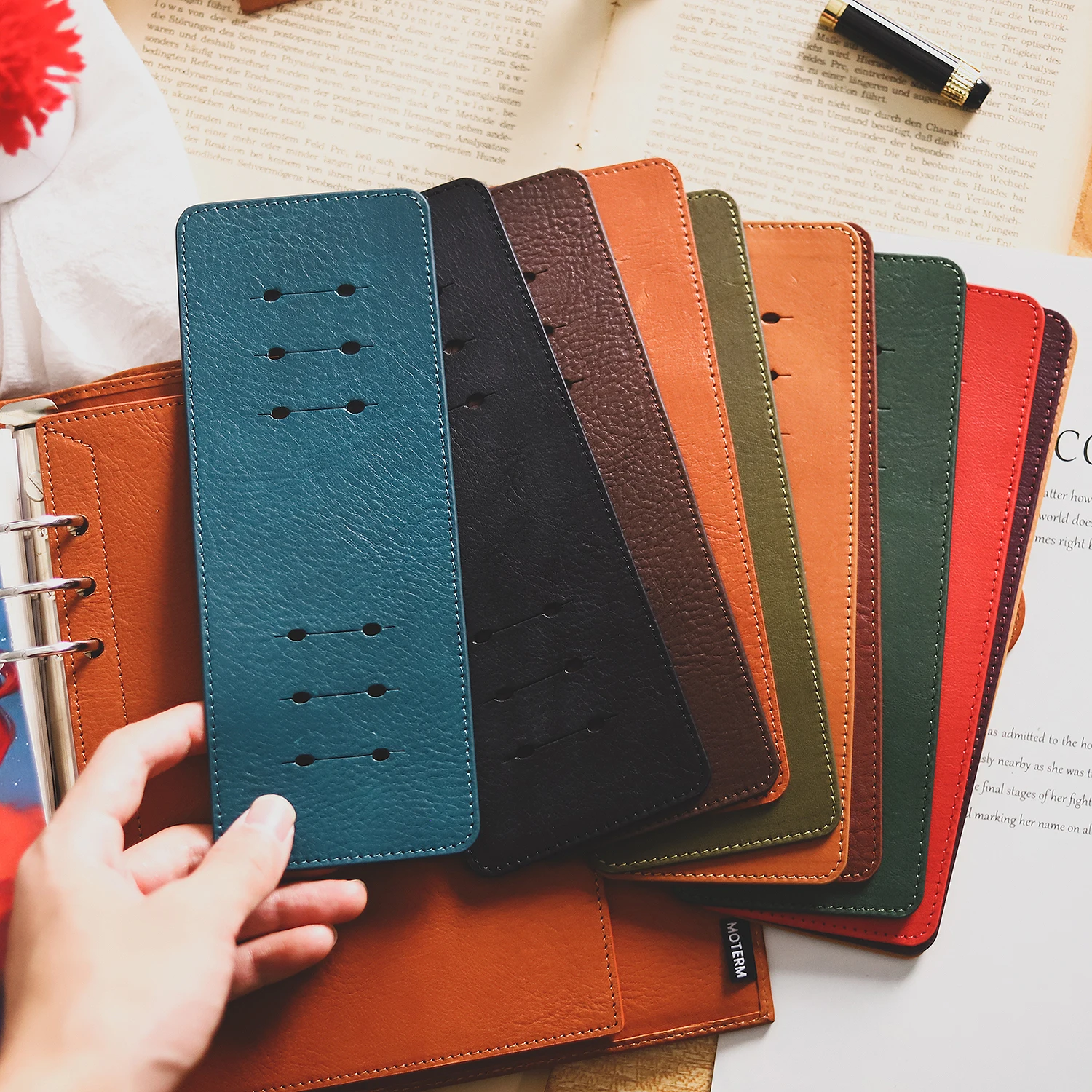 Moterm Full Grain Vegetable Tanned Leather Double-Sided A5 Rings Protector Rings Planner Accessory For Preventing Mark of Binder