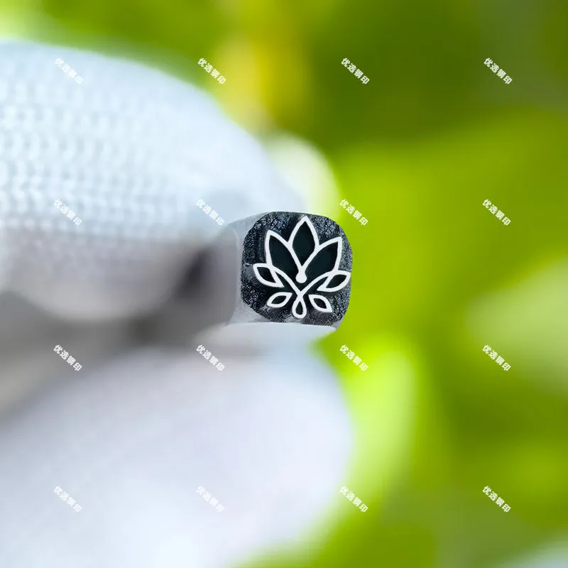 Neuer Lotus-Stahl-Siegelmeißel, Handgeführter Stahl-Siegelmeißel, Messer zum Aufprägen von Armbändern, Werkzeug für individuelle Stahlsiegel – Detail 6