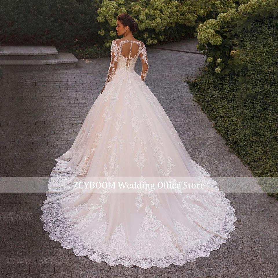 Luxury Long Sleeves Princess Ball Gown Wedding Dress 2026 Sweetheart Lace Appliques Illusion Back Bridal Gowns Vestidos De Novia