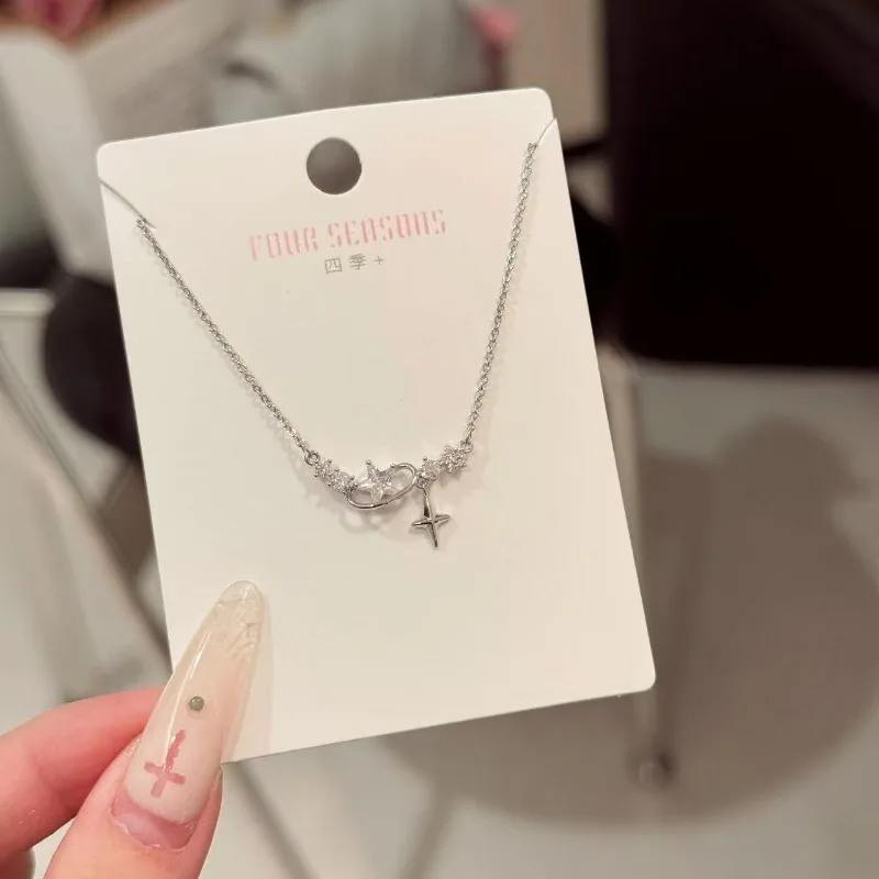 

Korean Temperament Fashion Necklace Exquisite Niche Design Jewelry Internet Celebrity Light Luxury Versatile Zircon Collarbone C