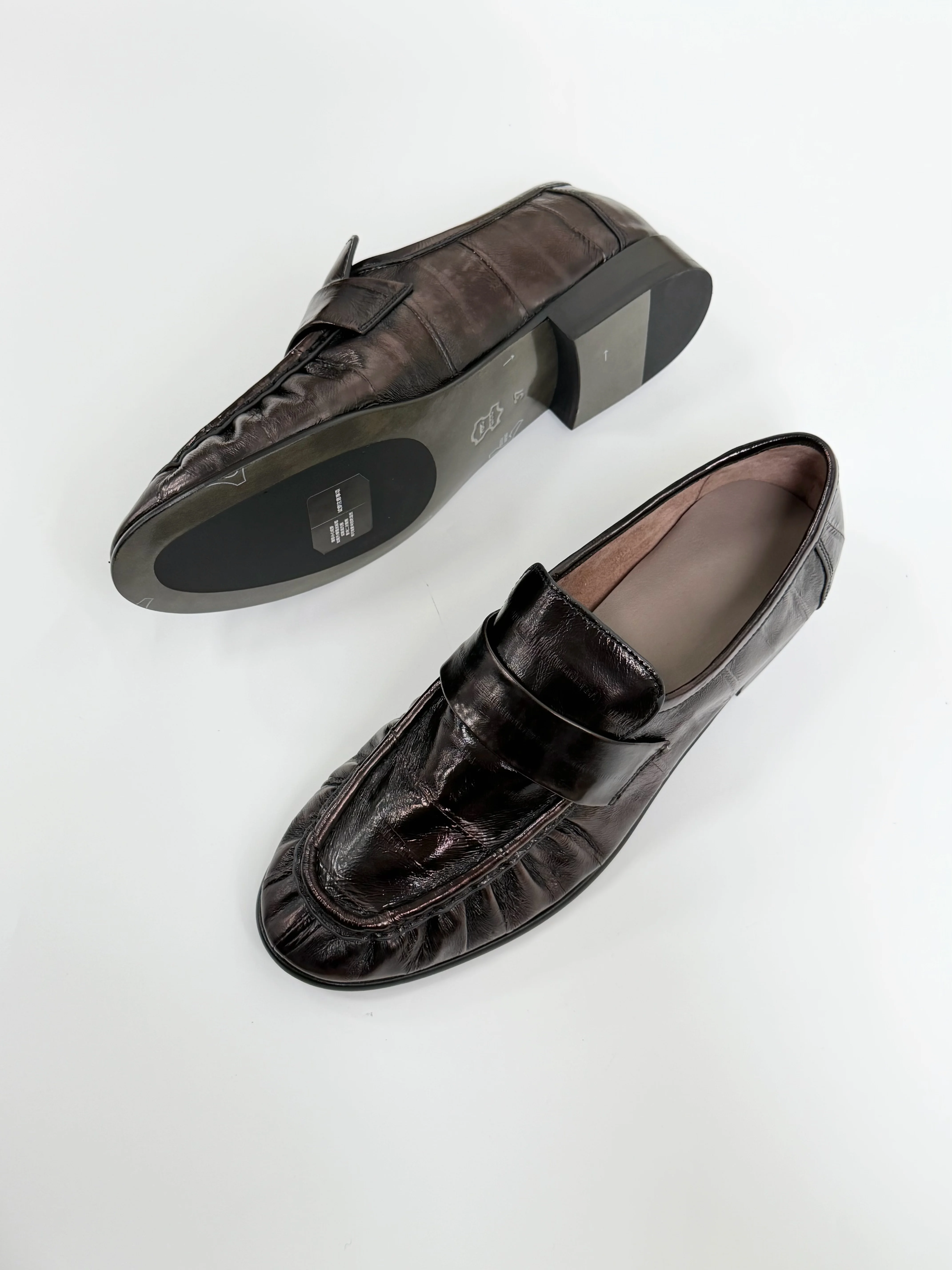 Genuine Eel Skin Comfortable Women Loafers – Non-Slip, Lightweight Slip-On Shoes for Work and Daily Activities BG1009
