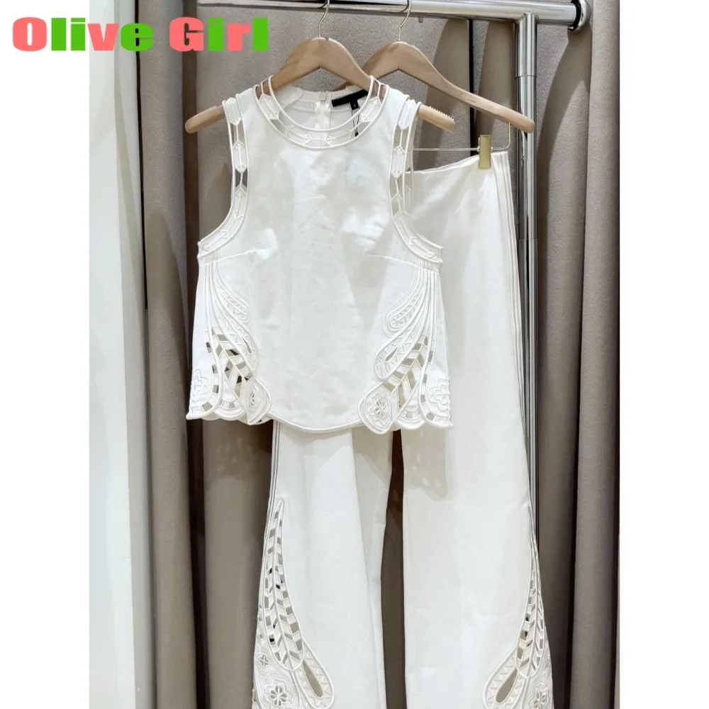 Olive Girl White Top Sleeveless Pants Set Women's High-end Elegance 2025 Summer Simple Minimalist Hollow Pattern