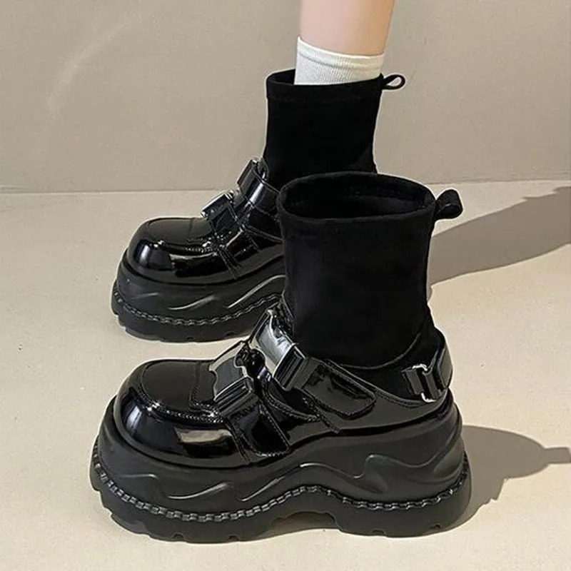 Calzini moda Stivali da donna Testa tonda Splicing Panno Suola spessa Stivali corti antiscivolo Scarpe da ginnastica con plateau firmate per donna Botas