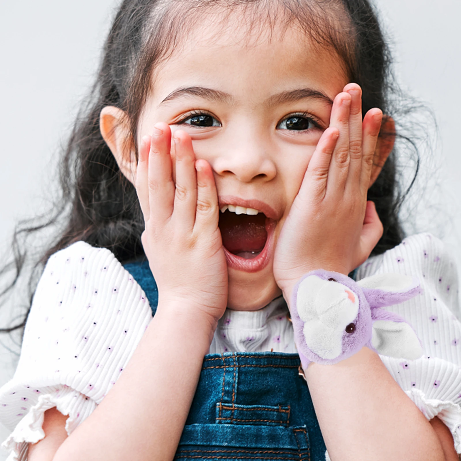 ตุ๊กตาสัตว์ของเล่นเด็กจําลองกระต่ายสร้อยข้อมือสายรัดข้อมือ Capybara Slap