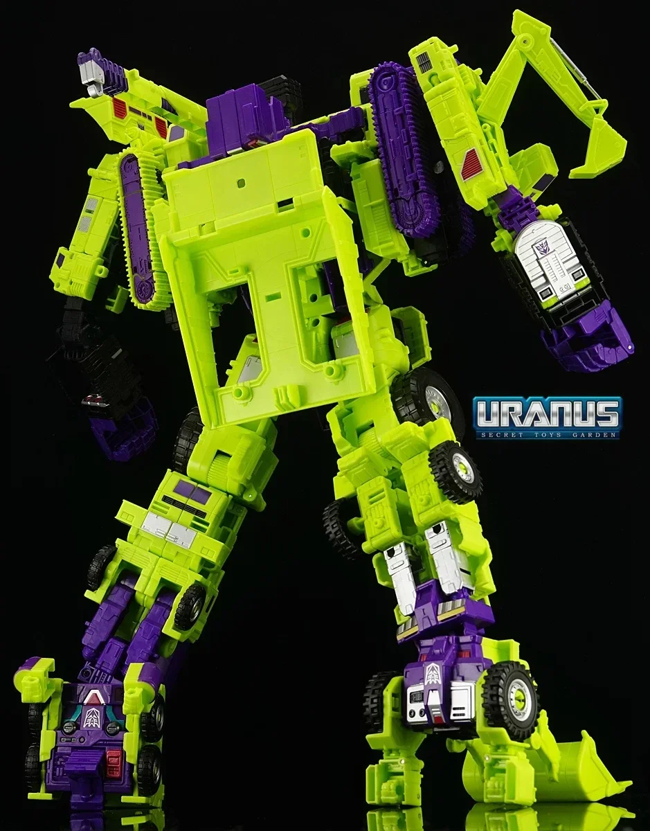 Original Takara Tomy Transformers Uw-04 Devastator Action Figure Free Shipping Hobby Collect Birthday Present Model Toys Anime