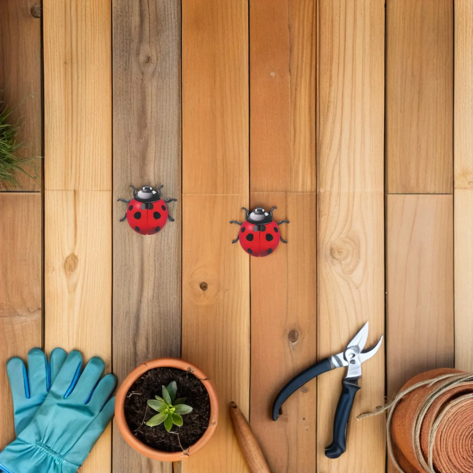 3Pcs Seven-Spotted Ladybug Metal Wall Art Decorative Outdoor Garden Hanging Ornament Patio Yard Wall Sculpture Home Decor