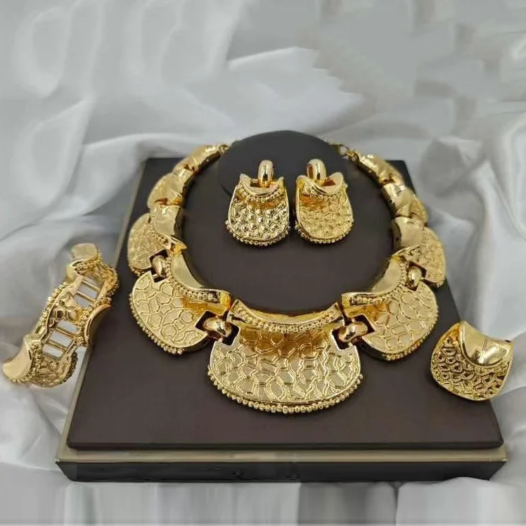 Unique Irregular Huge Lock Light Weight Jewelry Set Statement Gold Plated Chain Necklace Bracelet Earrings Ring 4PC Jewellery