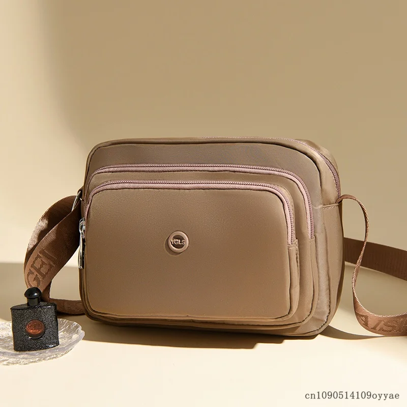 

Модная нейлоновая сумка через плечо. Новая универсальная женская сумка на одно плечо. Повседневная и простая сумка-кроссбоди. Водонепроницаемая сумка в минималистском стиле.