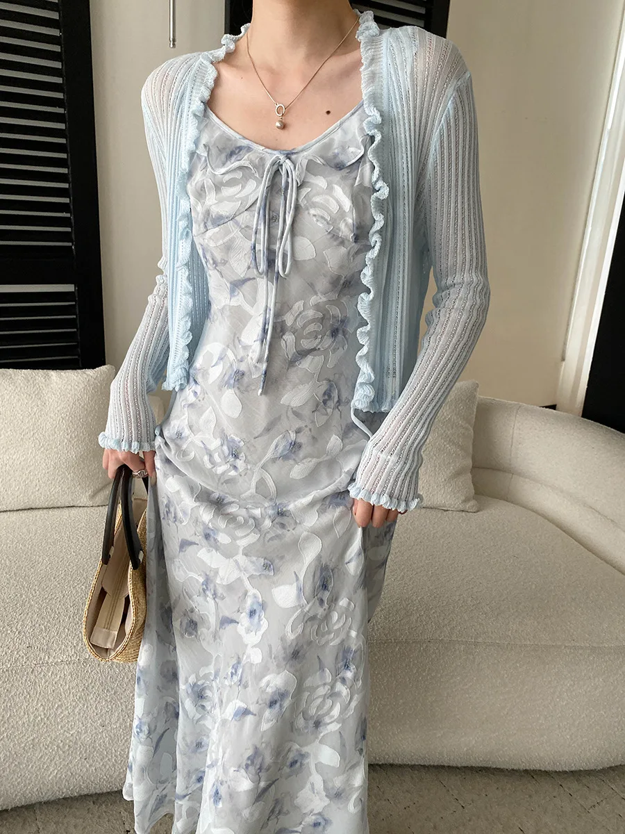 Frühlings- und Sommer-Set für Damen: Rüschenkleid mit Schnürung und Blumenmuster sowie Strickjacke – Detail 21