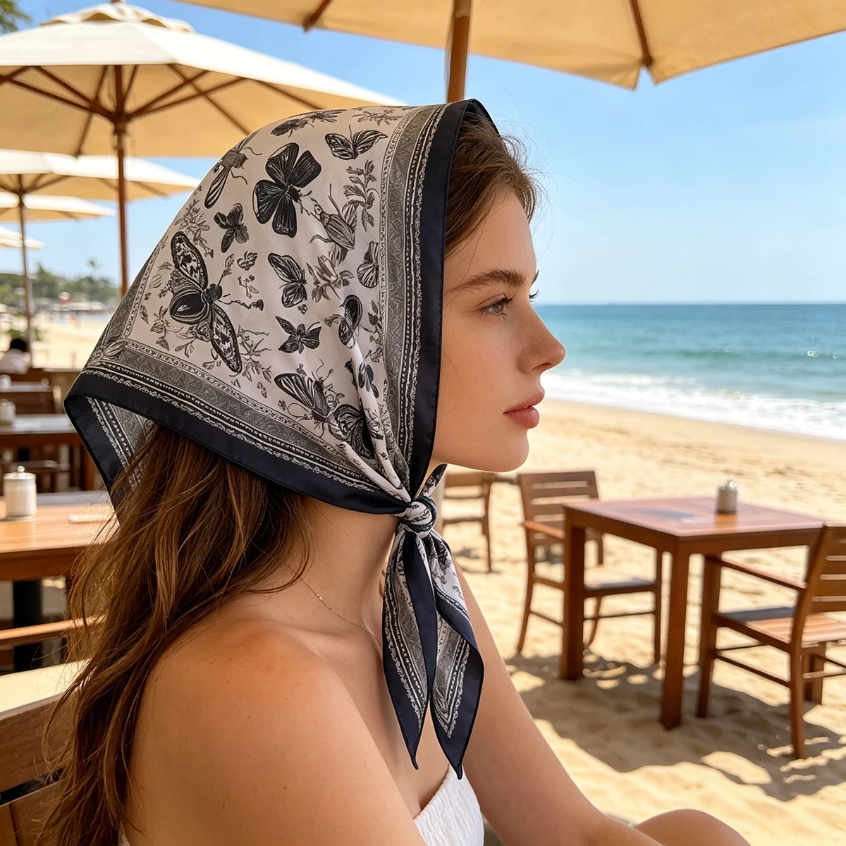 2026 Neuer quadratischer Schal mit Schmetterlingsdruck für Damen, Seidenimitat-Schals, Strandtuch, Bandanas, Luxus-Hijab, Halstuch