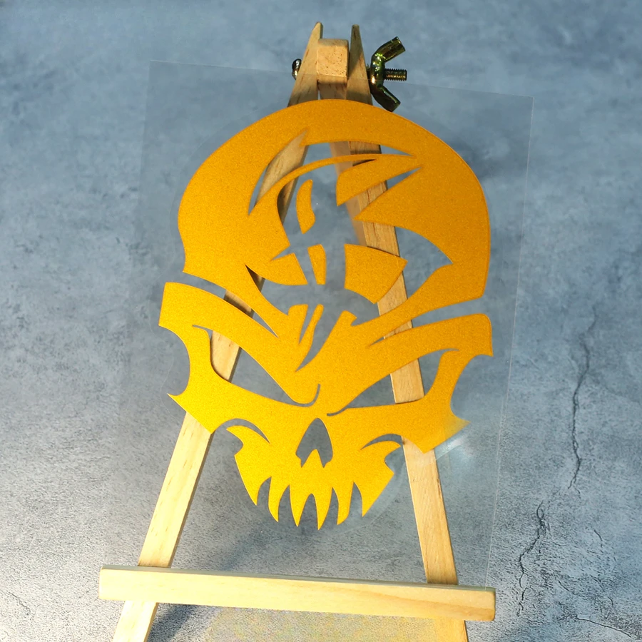 قطعة واحدة من ملصقات نمط الجمجمة الصفراء المقاومة للماء من الفينيل لديكور السيارة والدراجات النارية