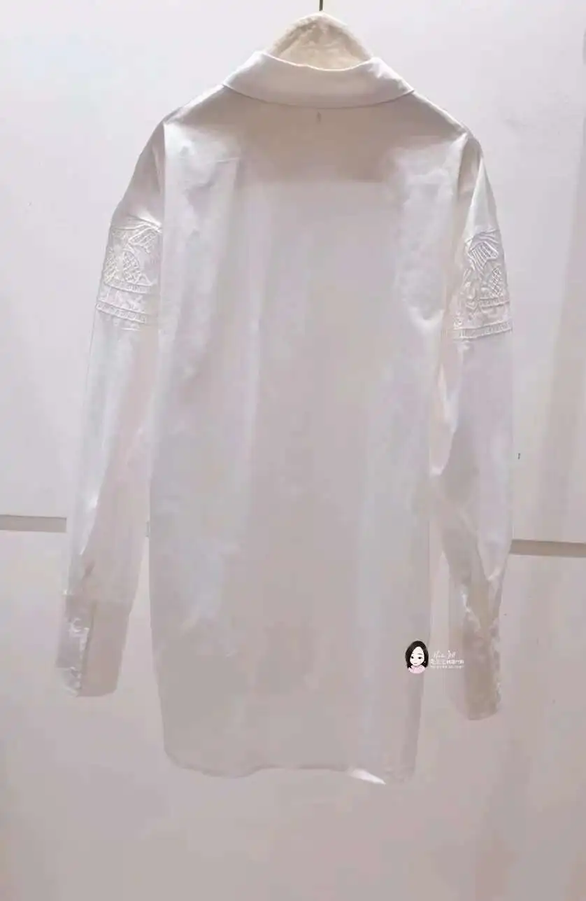 Nieuw in 2024 Herfst uitgehold borduurwerk katoenen shirts dames lange mouw losse casual halflange knoppen omhoog blouses dames top