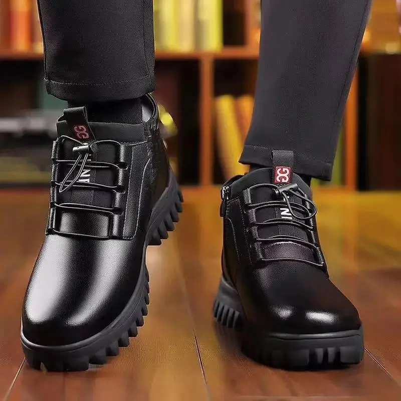 2023 Winter New Plush Men's Winter Leather Shoes New Plush Warm and Comfortable Anti slip Business Cotton Shoes