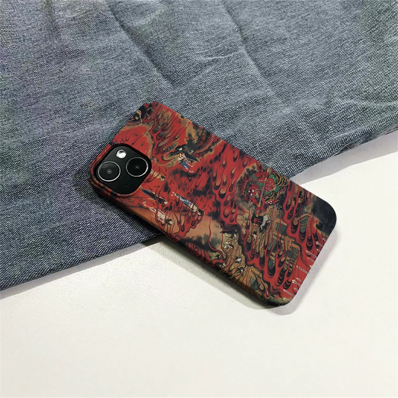 Traditional Tattoo Flame Dragon Phone Case For Iphone 15 14 13 Pro Max Retro Dark Style Abstract Artwork Phone Cover Back Fundas