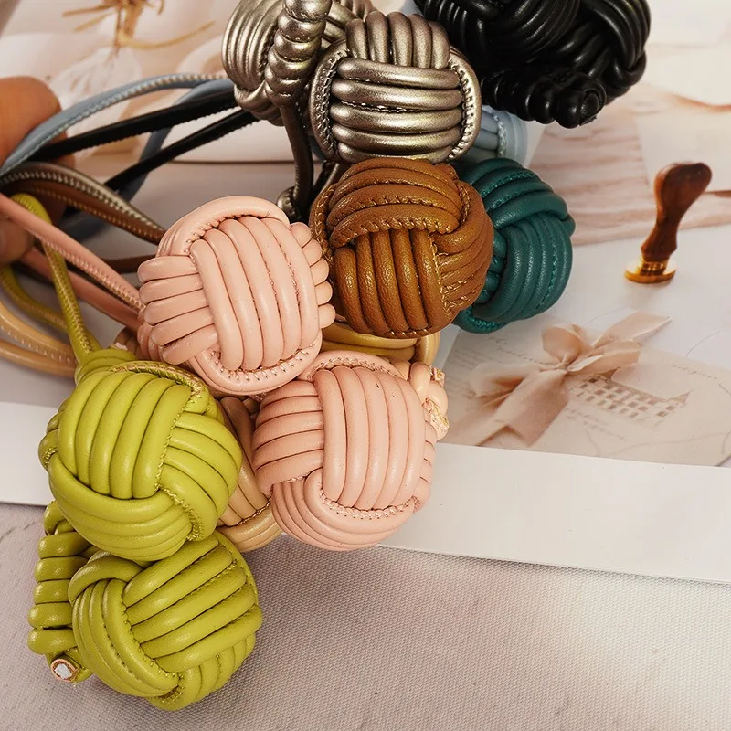 Designer women Bag Korean Trendy Snowball Pendant Handmade Woven Ball Versatile Accessories Wholesale Car Hanging Elegant Decor