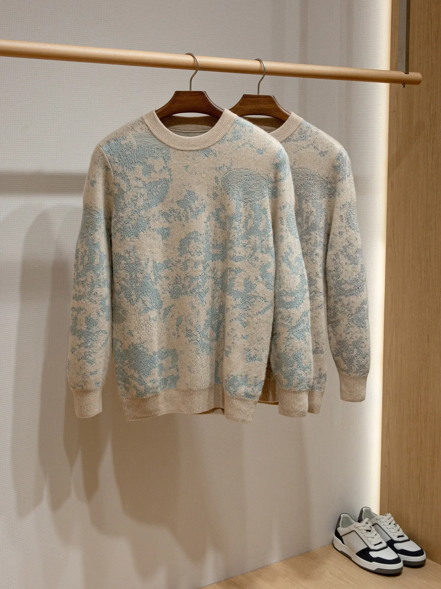 100% pure cashmere, quiet luxury men's double-strand jacquard crew-neck knitted cashmere sweater