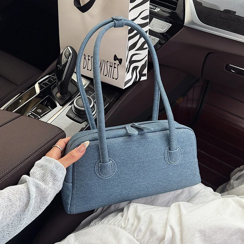 

Branded Boston Bag Luxury Designer Jeans Bag Casual Underarm Handbag For Women Large Capacity Business Commute Shoulder Bag
