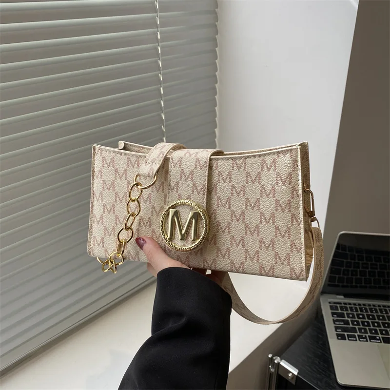 حقيبة مربعة صيفية مطبوعة بحروف محفظة كتف متخصصة للنساء حقيبة كروس أنيقة أنيقة من النهار إلى الليل، حقيبة حبال عصرية #1