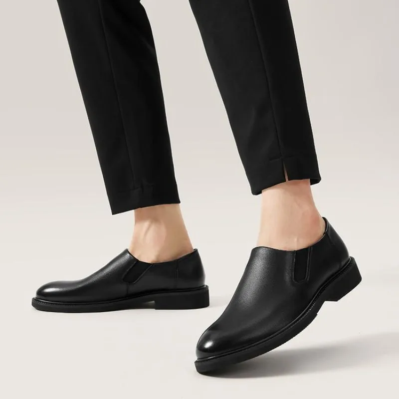 2026 Summer Autumn New Dress Shoes for Man Solid Color Business Casual Leather Shoes Male Fashion Work  Driving Shoe Man