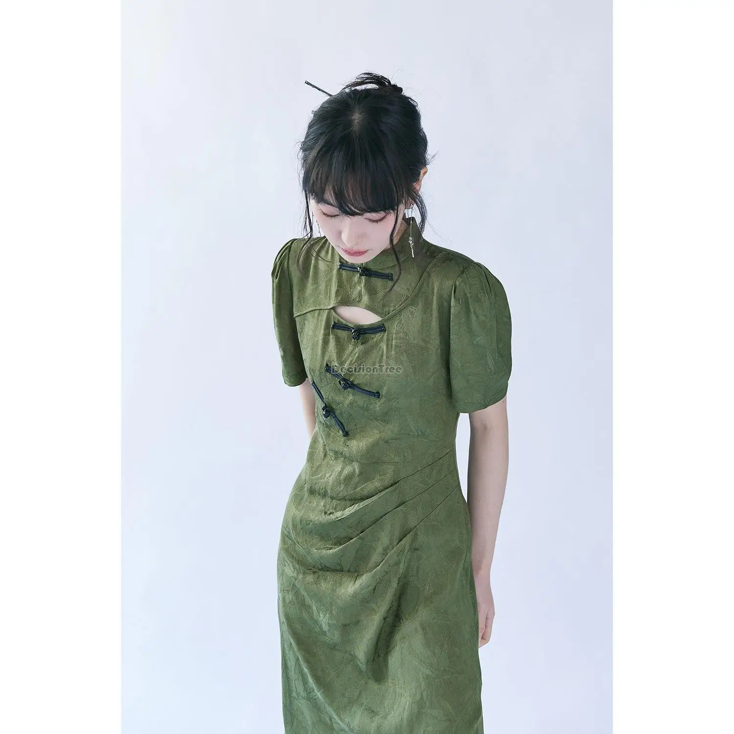 2024 spring new chinese style improved fashion hollow out qipao dress vintage girl cheongsam dress green fashion daily dress