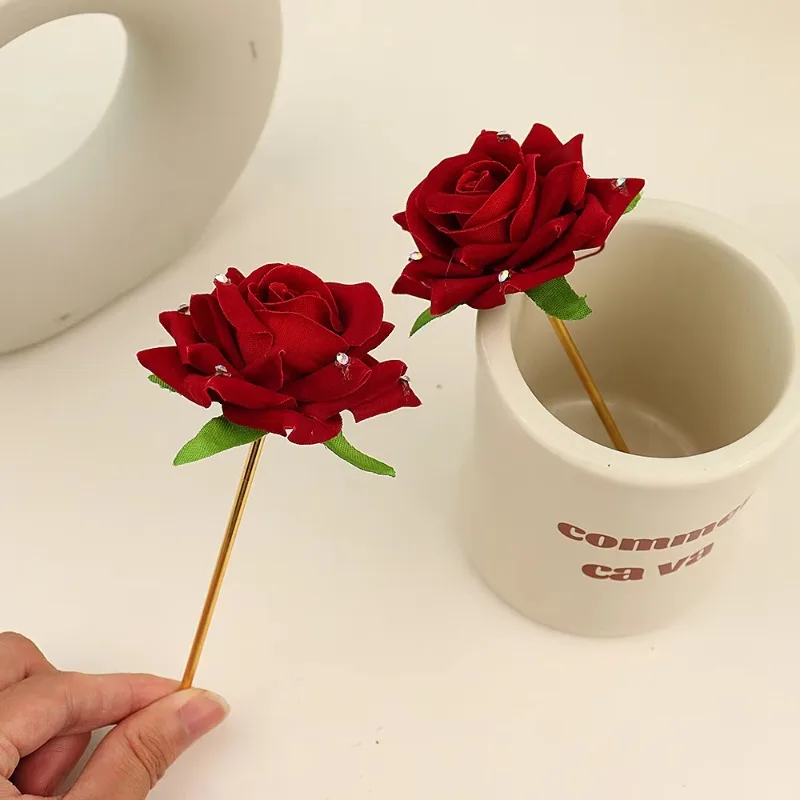 Künstliche rote Rosenblüten-Haarstäbchen für Frauen, Temperament, eingelegte Strasssteine, Haarnadeln, französische romantische, trendige Essstäbchen