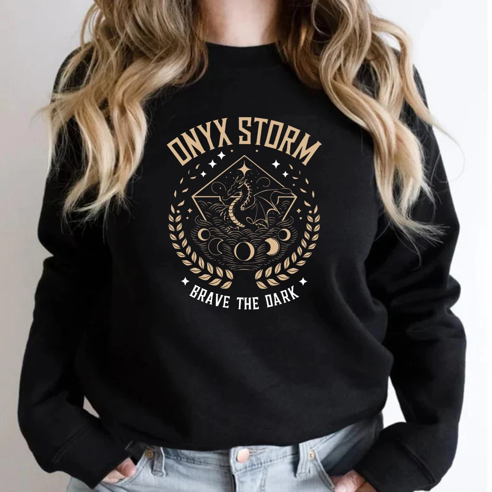 Onyx Storm Brave The Dark Sweatshirt Dragon Lover Sweater Unisex Crewneck Sweatshirts Casual Fourth Wing Hoodie Bookish Clothes